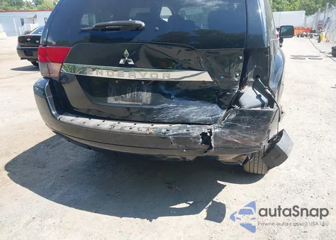 2010 Mitsubishi Endeavor Ls z USA, uszkodzony, nr VIN 4A4JM2AS7AE005181